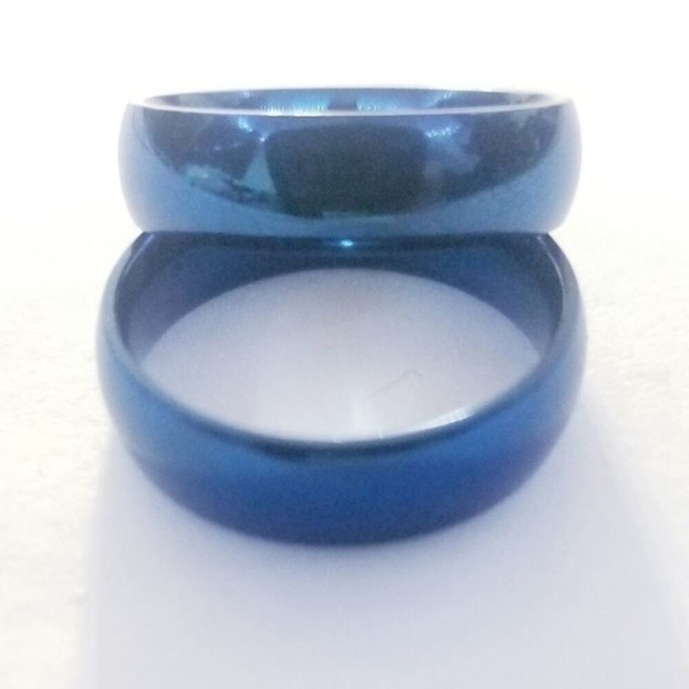 316L stainless steel blue hypoallergenic band tarnish resistant ring size 6